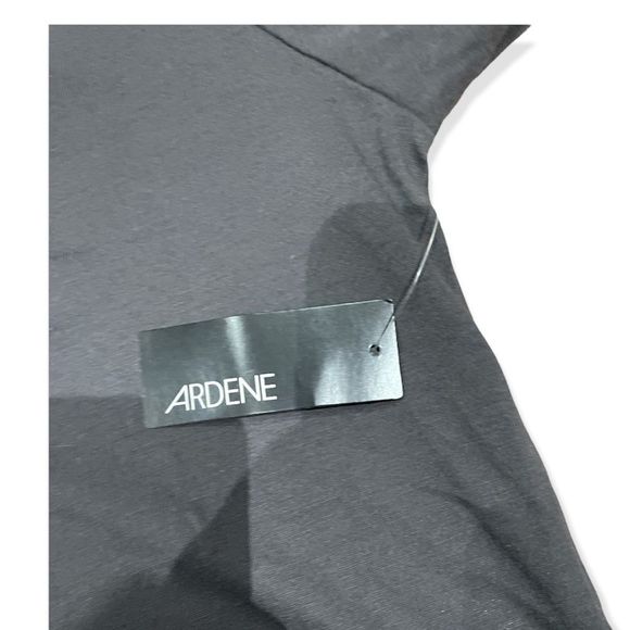 Ardene crop long sleeve tee size Medium - Picture 5 of 8